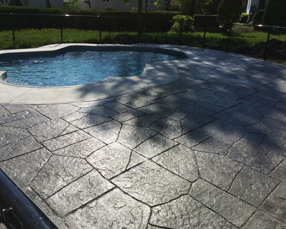 Tour de Piscine - Finition Béton Design